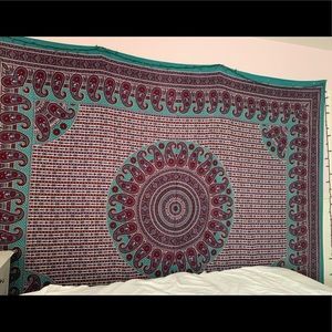URBAN OUTFITTERS TAPESTRY